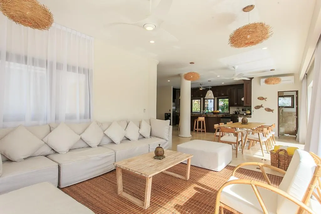 Steps To Best Beach Villa Unica 6Bedroom Playa del Carmen Meksyk