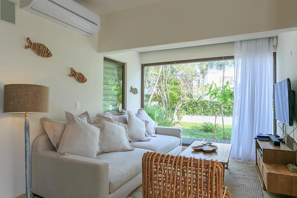 Steps To Best Beach Villa Unica 6Bedroom Playa del Carmen 0*,  Meksyk